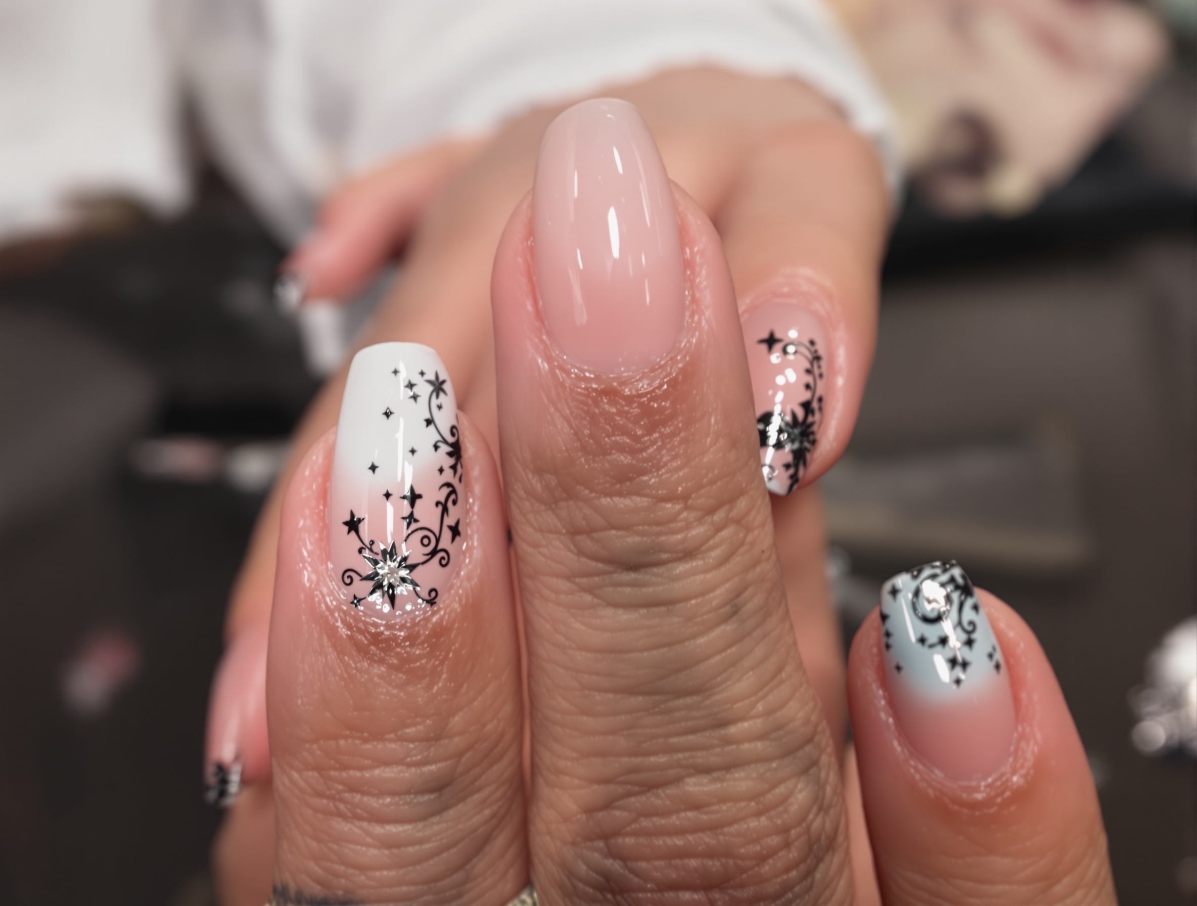 Nadia — Nail art sur mesure